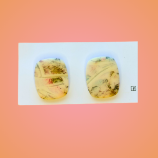 Medium Squoval studs in Old protea