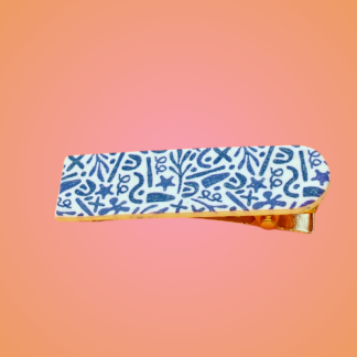 Knip in blue doodle
